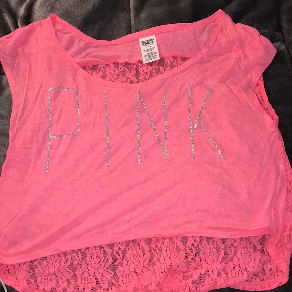 Victoria’s Secret PINK tee!